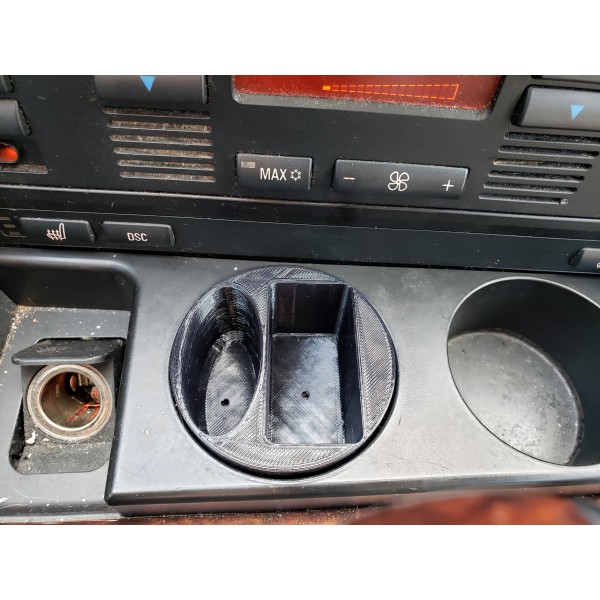 E39 BMW için bardak tutucu E39 BMW için bardak tutucu